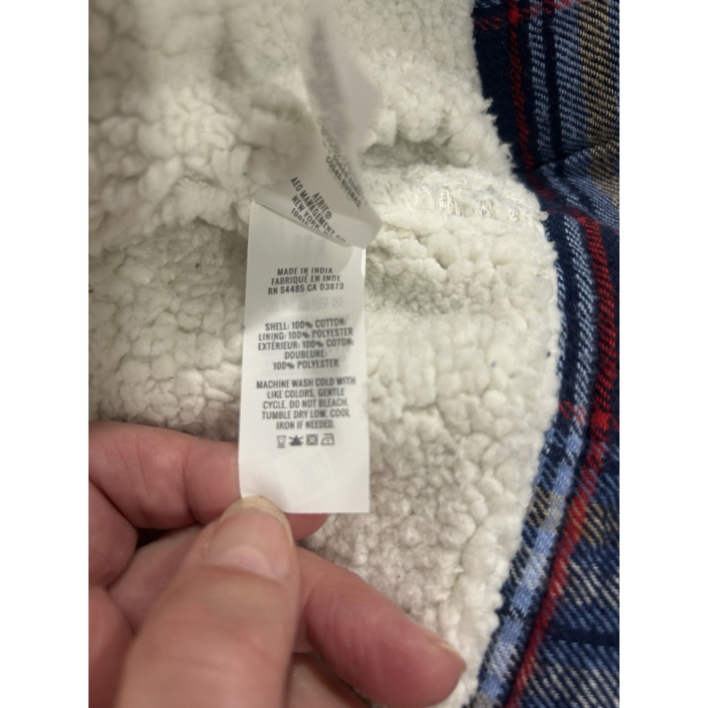 Aerie Cropped Sherpa Lined Shacket Jacket Sz Medium NWT Blue Plaid - Picture 7 of 7